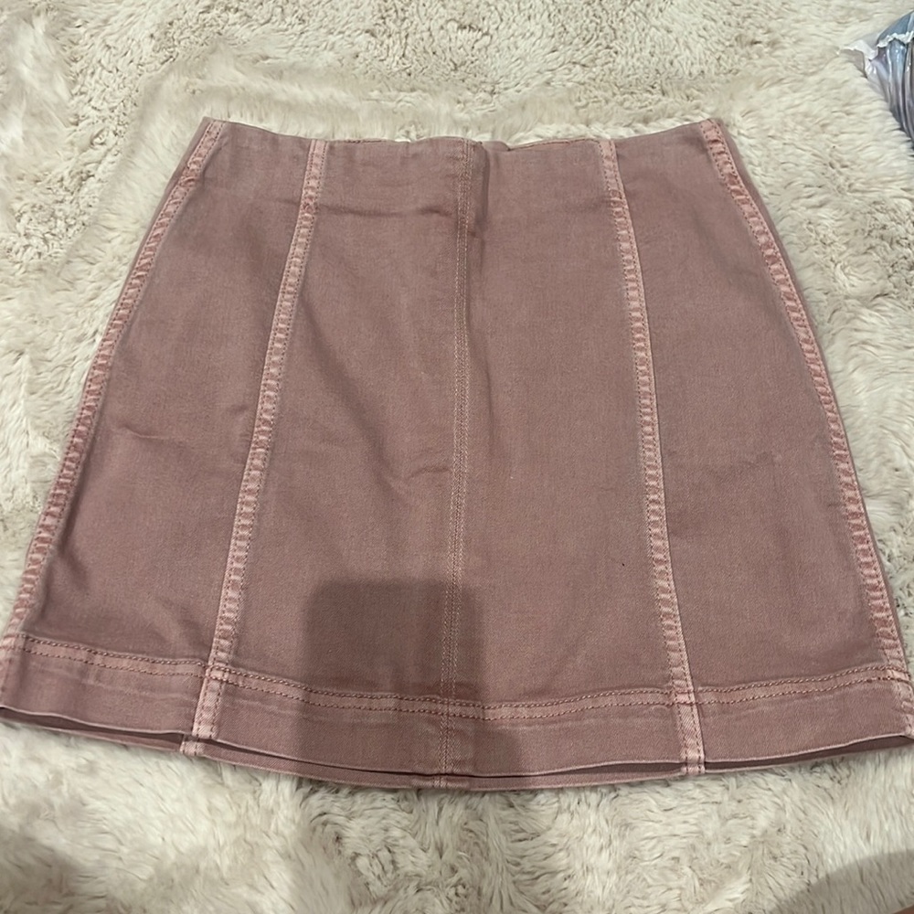 Pink pencil skirt